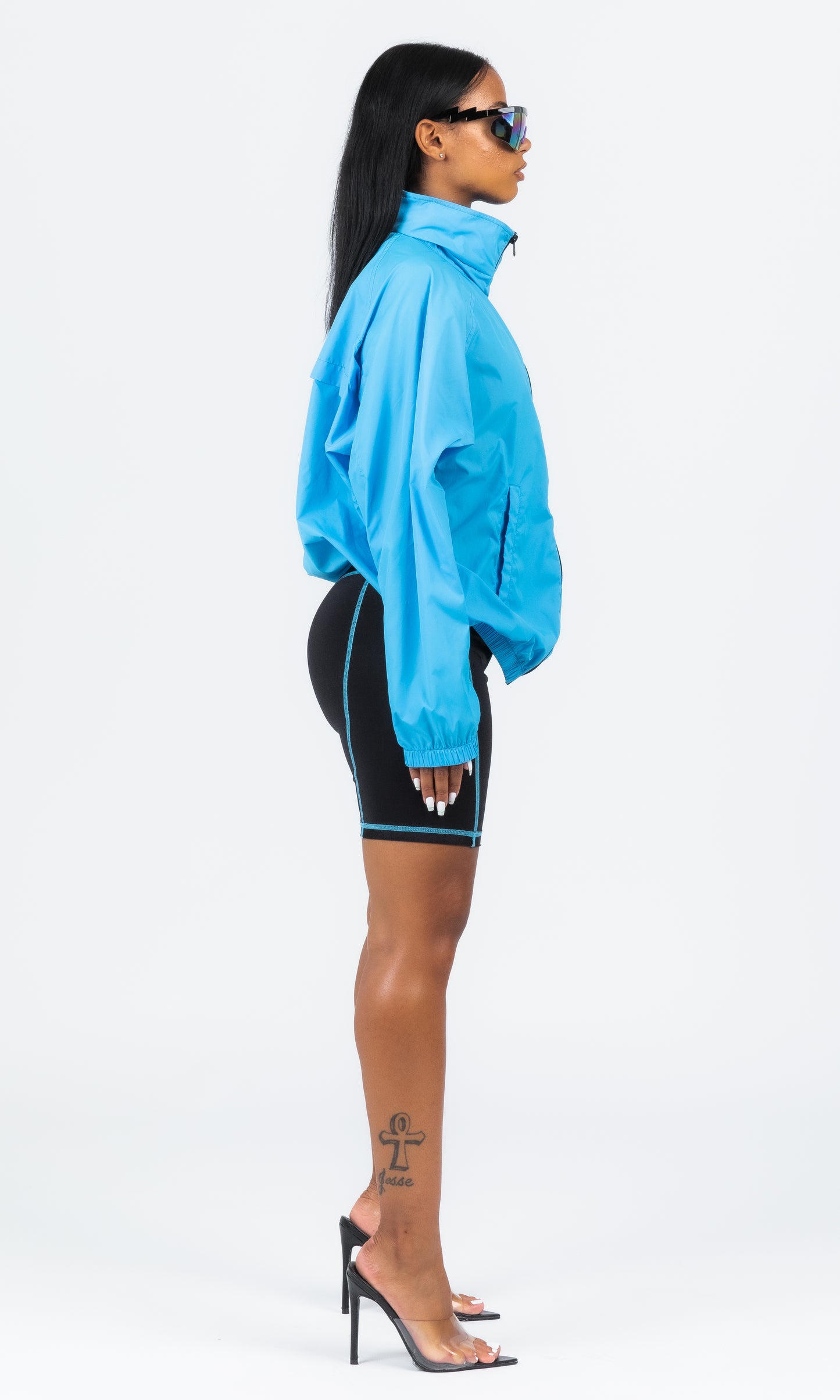 BLUE HIGHLIGHT WINDBREAKER
