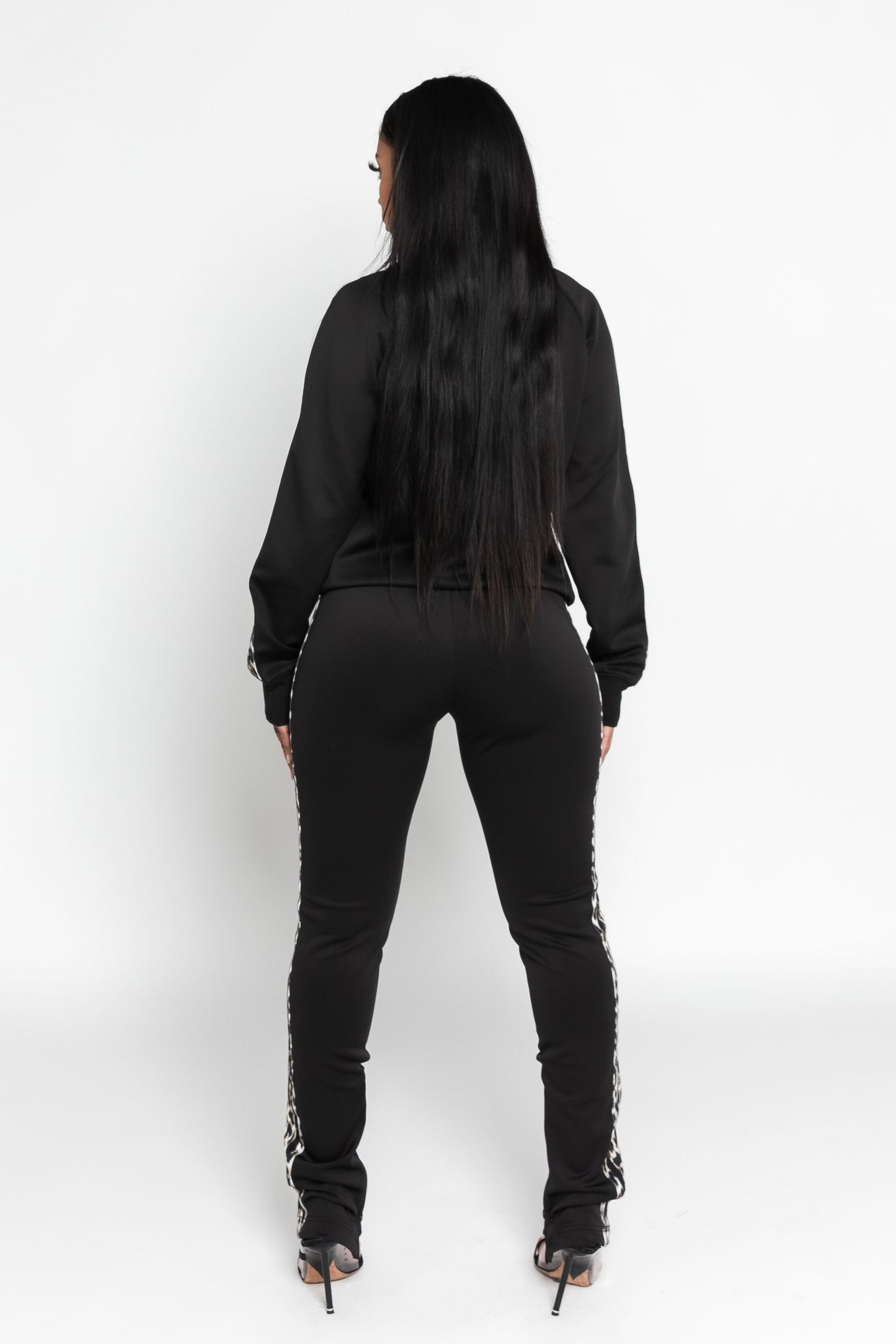 WILD STYLE JOGGING SET (BLACK)