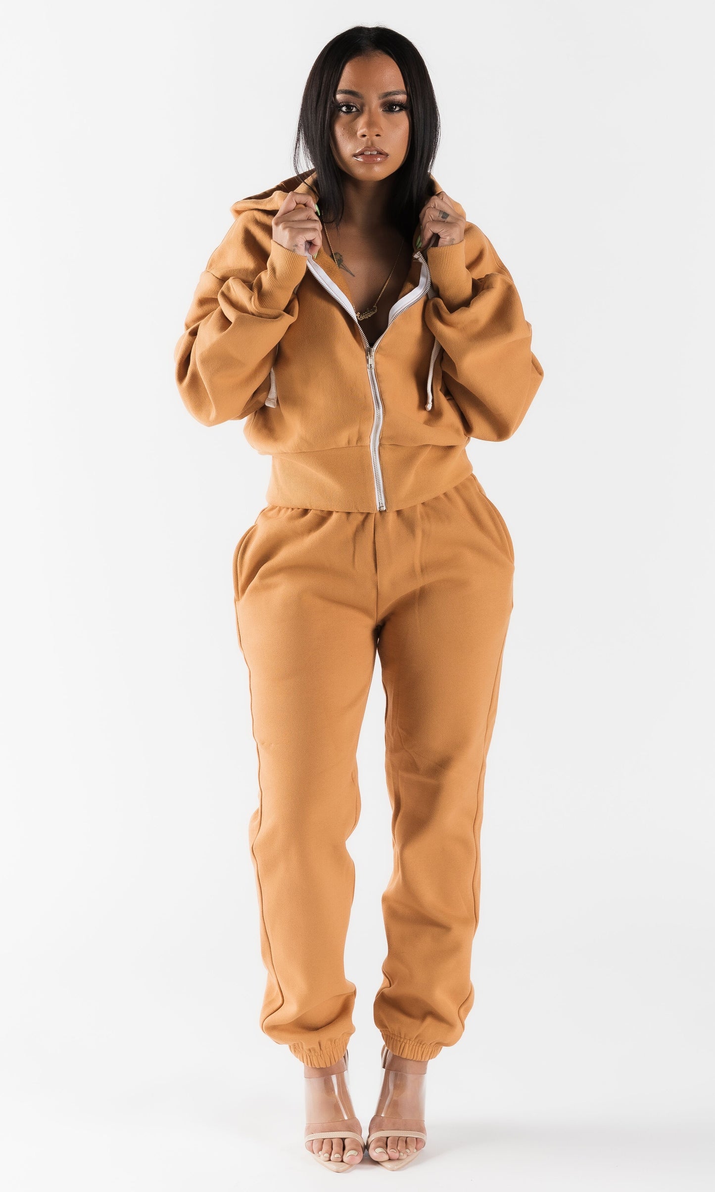 BASICALLY HER JOGGING SET (RUST)