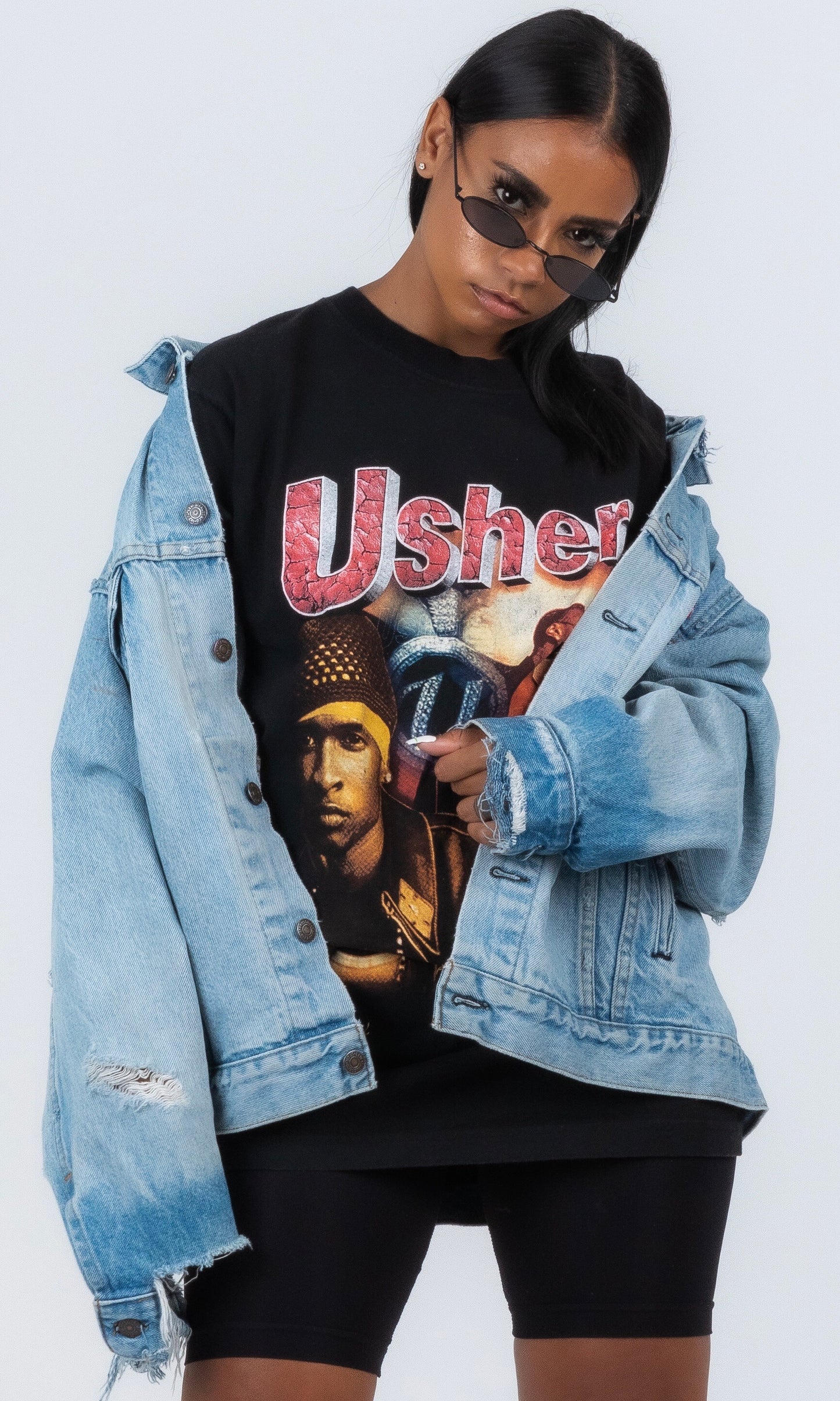 VINTAGE DISTRESSED DENIM LEVIS JACKET